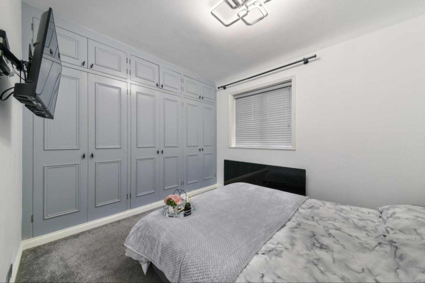 Bromley Serviced Apartments - Beckenham Place Park - London - 2 Bed House - Free Parking - 2 Beds 1 Sofabed Exterior photo